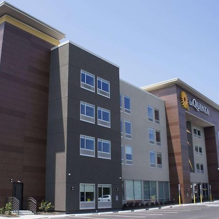 La Quinta Inn & Suites By Wyndham Manchester - Arnold Afb Ngoại thất bức ảnh
